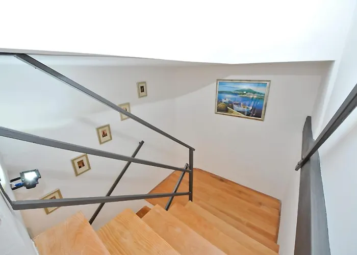 Beshtie Appartement *