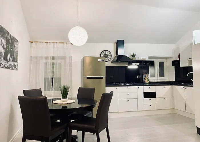 Beshtie Appartement Zadar