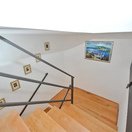 Beshtie Apartment *
