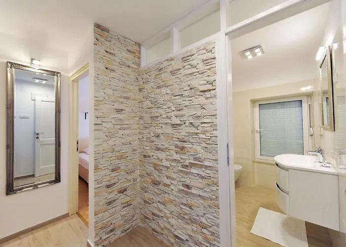 Beshtie * Ζαντάρ