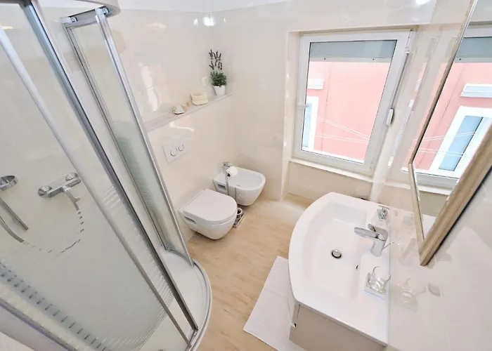 Beshtie Ζαντάρ